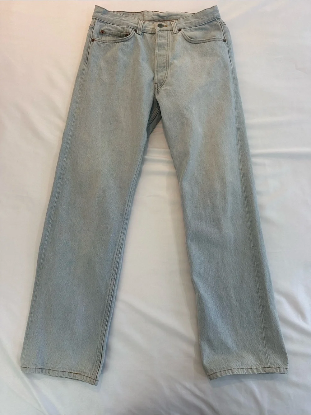 Levis few stains